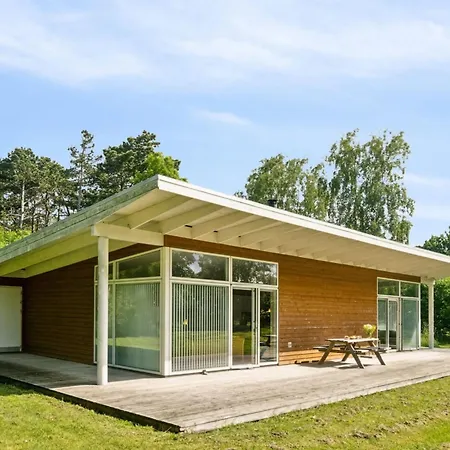 Holiday home Dagny - 100m From The Sea By Interhome *
