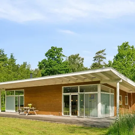Dagny - 100m From The Sea By Interhome *