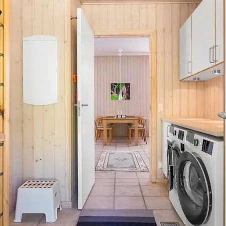 Dagny - 100m From The Sea By Interhome Knebel